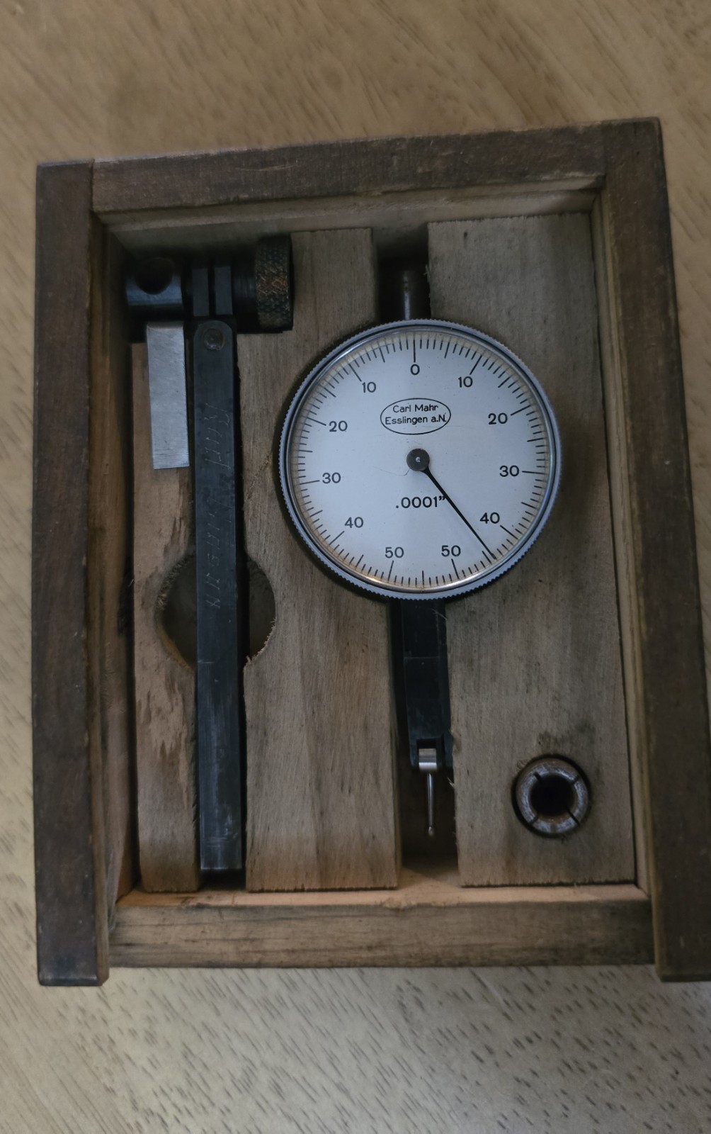Mahr puppitast gauge .0001 GEO. Scherr CO. 260077