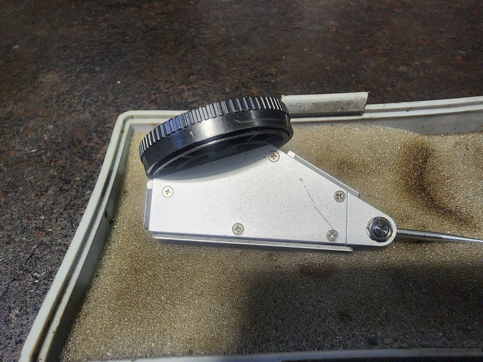 Mitutoyo 513-446T Dial Test Indicator — photo 4