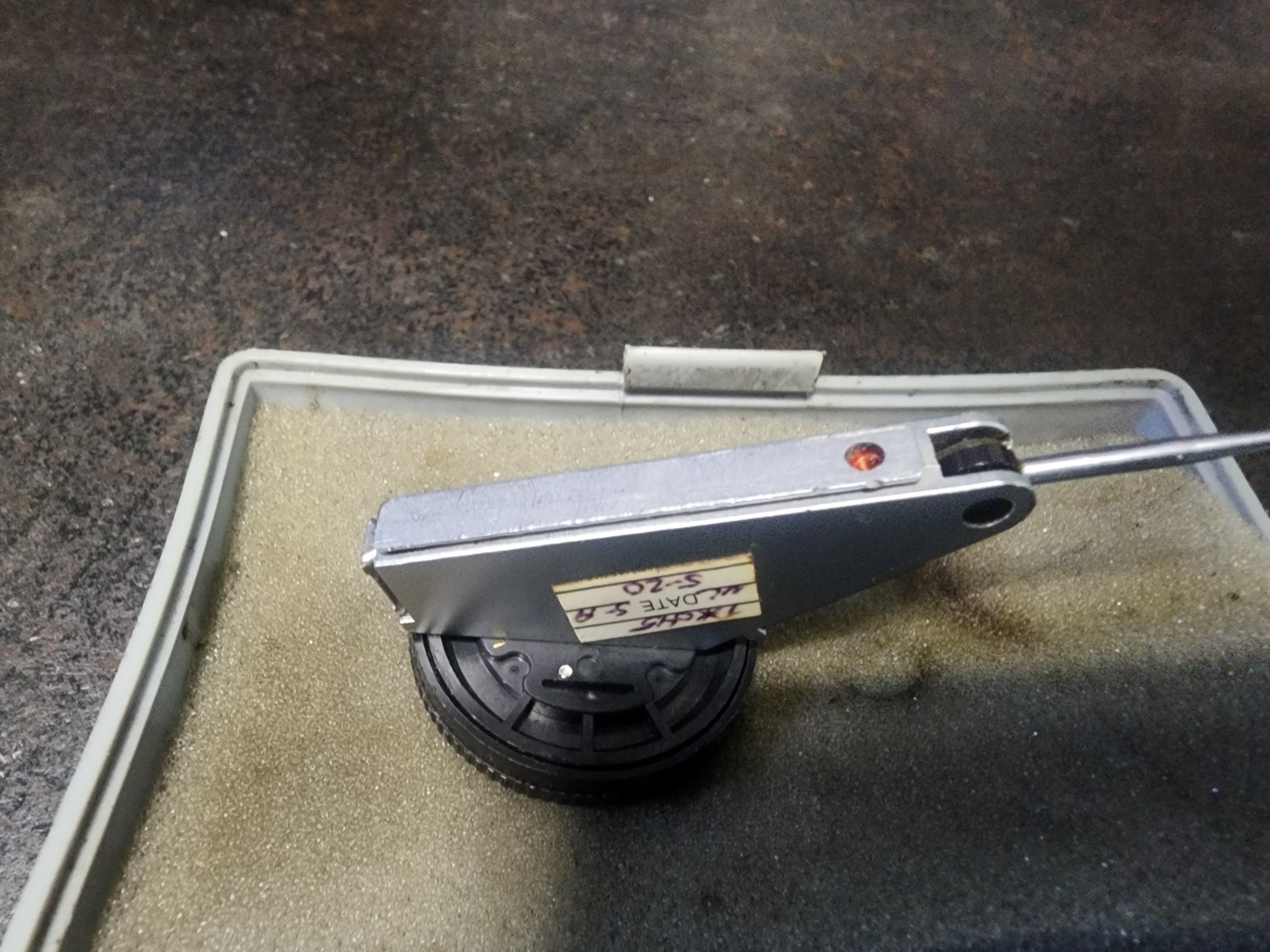 Mitutoyo 513-446T Dial Test Indicator — photo 5